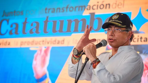 "El ELN todavía tiene una oportunidad de aportarle a la paz": presidente Petro "El ELN todavía tiene una oportunidad de aportarle a la paz": presidente Petro