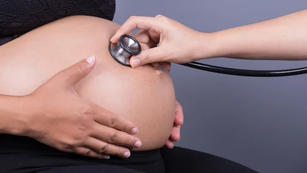 La afección cardíaca de alto riesgo que podría asociarse al estrés en las madres gestantes