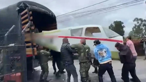 VIDEO | Descubren avioneta que iba a mover cocaína hasta EE. UU. en finca de Chía