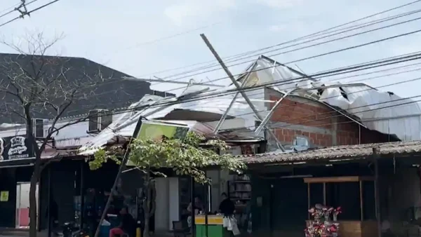 Urabá bajo el agua: más de 800 damnificados, techos colapsados y comercios destruidos por las lluvias
