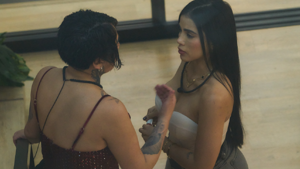 Karina García regresó a La Casa de los Famosos y 'frenó en seco' a Yina Calderón: este fue el mensaje Karina García regresó a La Casa de los Famosos y 'frenó en seco' a Yina Calderón: este fue el mensaje