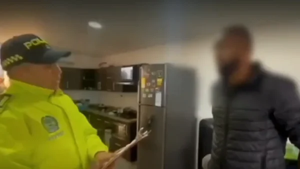 A prisión el ‘mil nombres’, presunto estafador que usó más de 30 identidades para robar cesantías y pensiones A prisión el ‘mil nombres’, presunto estafador que usó más de 30 identidades para robar cesantías y pensiones