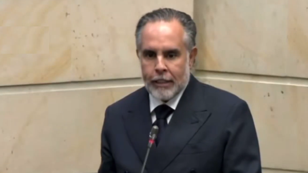 "Se hundió la consulta popular de forma fraudulenta": Armando Benedetti