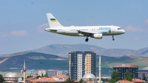 Llegó a Estambul delegación rusa para posibles conversaciones de paz con Ucrania