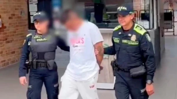 Capturado en flagrancia hombre que intentaba huir tras robar un apartamento en Engativá