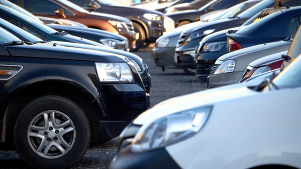 SAE lanza remate de carros y motos con precios desde los 200 mil pesos: así puede participar