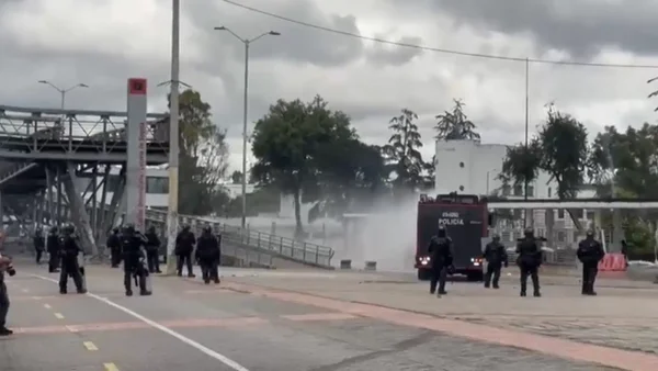 Universidad Nacional ordenó desalojo inmediato por grave situación con encapuchados
