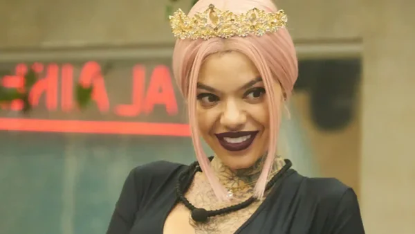 ¿Al ritmo de Shakira? Melissa Gate deslumbró con sensual baile vestida de árabe: video viral