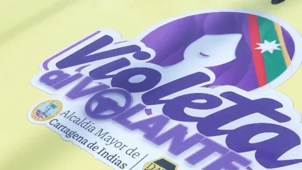 Cartagena Violeta: 60 mujeres taxistas rompen estereotipos y transforman vidas Cartagena Violeta: 60 mujeres taxistas rompen estereotipos y transforman vidas