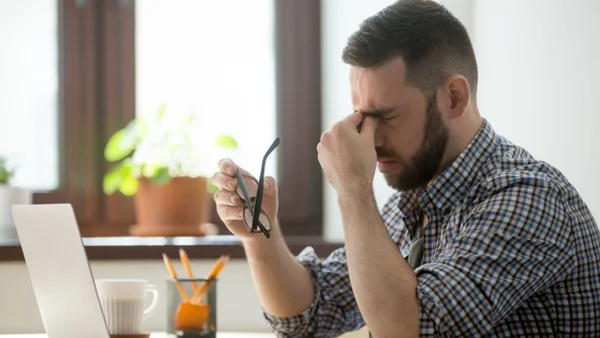 Seis signos relacionados con la demencia en menores de 65 años: esto dicen los expertos Seis signos relacionados con la demencia en menores de 65 años: esto dicen los expertos