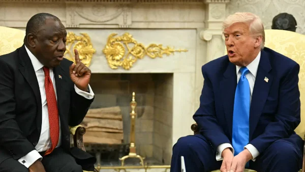 La tensa reunión entre el presidente Trump y su homólogo sudafricano, Cyril Ramaphosa