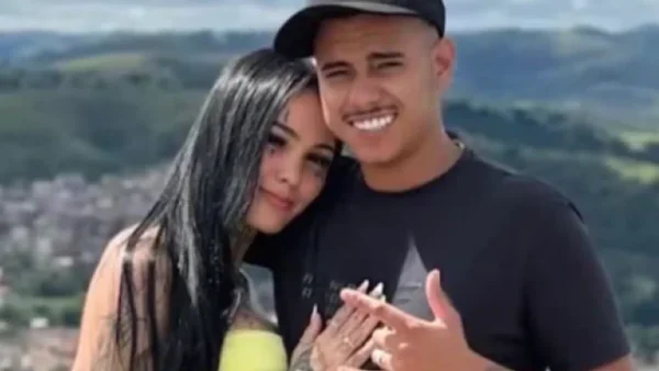 Influenciadora brasileña fue atacada con arma blanca por su exnovio en plena transmisión en vivo