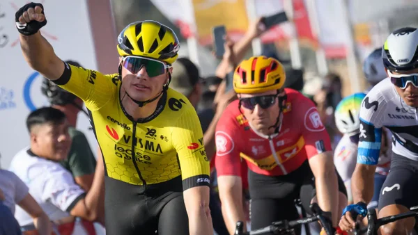 En video: Olav Kooij se quedó con la etapa 12 del Giro de Italia y así fue el sprint final