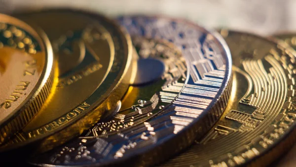 Cayó banda que le robaba criptomonedas a extranjeros: eran engañados y drogados