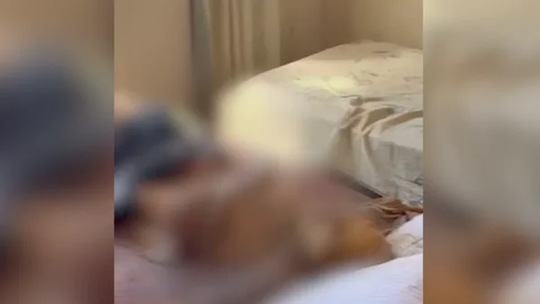 Hermanos habrían ocultado el cuerpo de su papá en la casa para recibir dinero