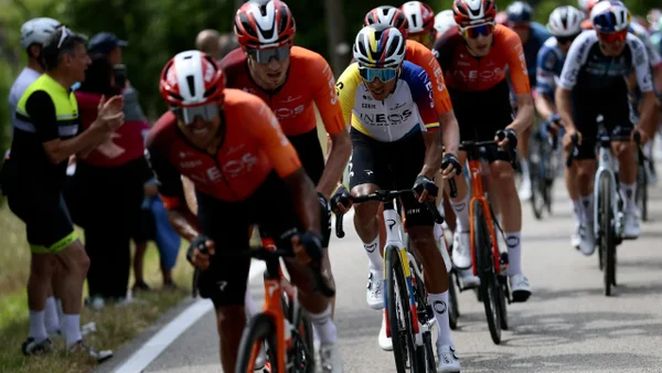 Atención: colombiano abandonó el Giro de Italia previo a la montaña Atención: colombiano abandonó el Giro de Italia previo a la montaña