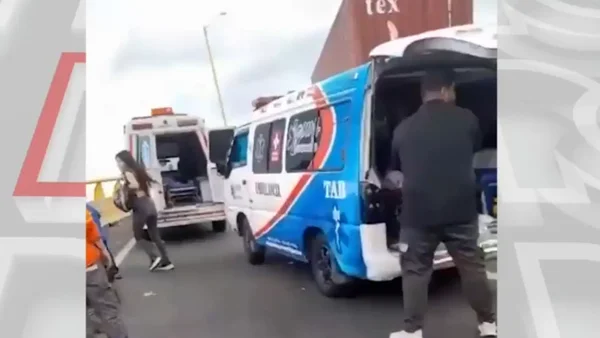 Nueve muertos deja accidente de un bus en La Línea: viajaban estudiantes y docentes de la Universidad Humboldt Nueve muertos deja accidente de un bus en La Línea: viajaban estudiantes y docentes de la Universidad Humboldt