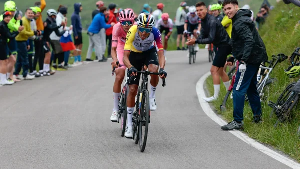 ¡Egan Bernal no paró de atacar! Así quedaron los colombianos en la general del Giro de Italia