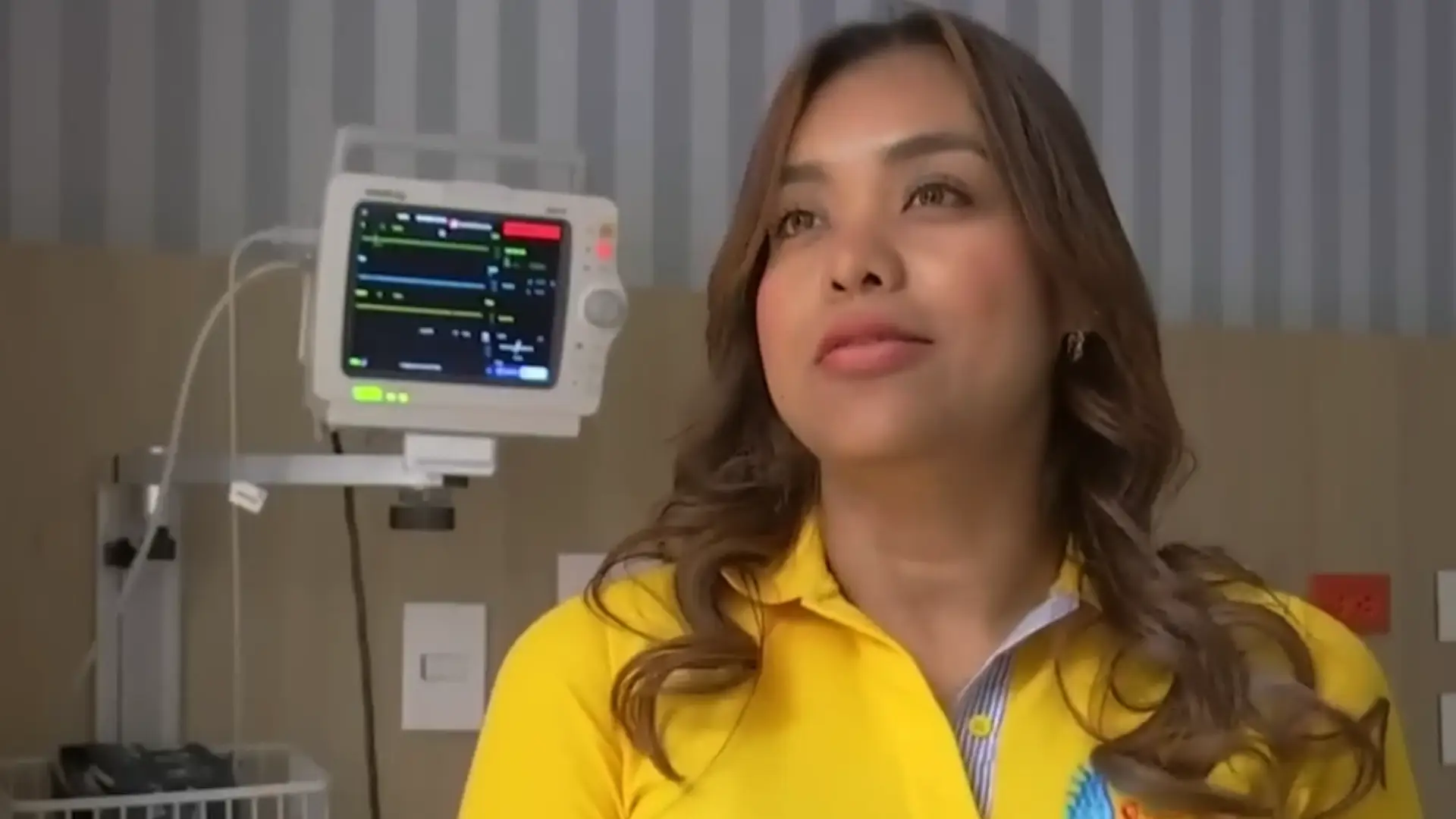 La doctora Johanna Rivas recibe reconocimiento por su labor con niños con cáncer en el Caribe