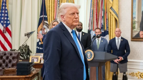 Trump niega negociaciones con Irán tras bombardeo de instalaciones nucleares