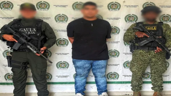 Capturan en Cartagena a alias Charly, presunto coordinador financiero del Clan del Golfo Capturan en Cartagena a alias Charly, presunto coordinador financiero del Clan del Golfo