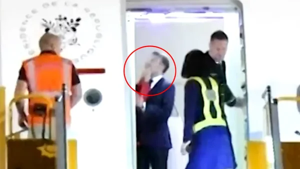 ¿Una cachetada a Macron? El presidente francés en tendencia por incómodo momento