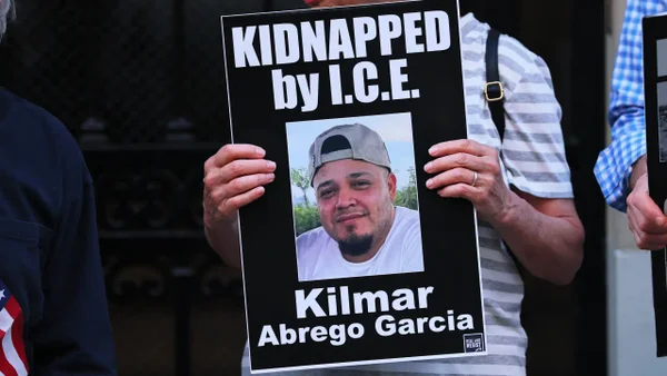 El Salvador negó visita de EE. UU. a Kilmar Ábrego, el migrante deportado por error El Salvador negó visita de EE. UU. a Kilmar Ábrego, el migrante deportado por error