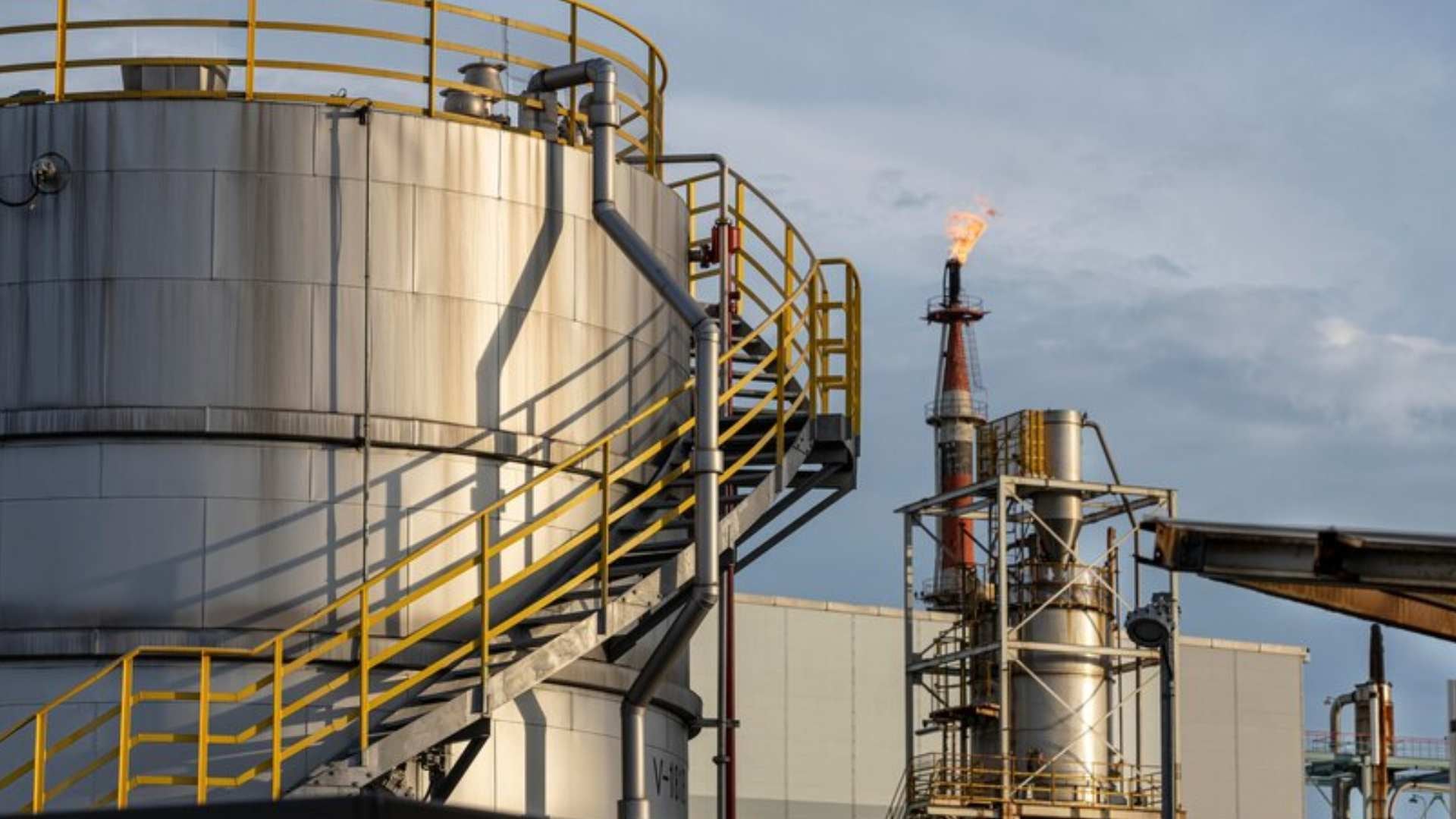 Reservas de gas en Colombia bajan mientras que las de petróleo suben