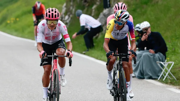 Revolcón en el Giro de Italia tras la etapa reina: así quedó Egan Bernal en la clasificación general