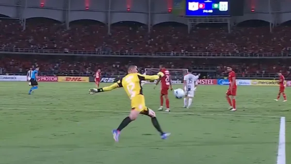 El grave error de Jorge Soto que asustó al América de Cali en Copa Sudamericana