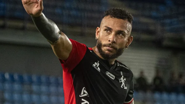 América de Cali tendría millonaria deuda con Duván Vergara: el jugador reclamó América de Cali tendría millonaria deuda con Duván Vergara: el jugador reclamó