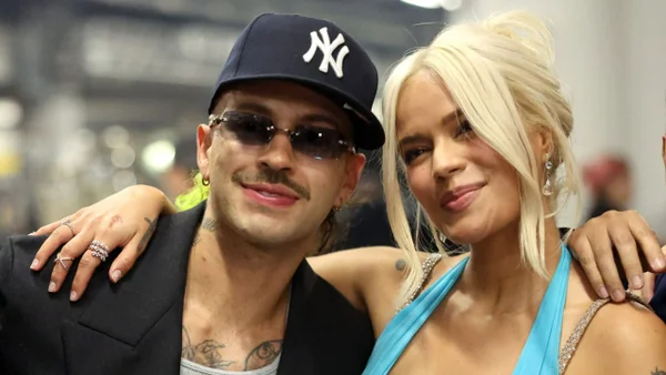 Feid recibe una llamada de Karol G en medio de un en vivo: ¿cómo reaccionó? Feid recibe una llamada de Karol G en medio de un en vivo: ¿cómo reaccionó?