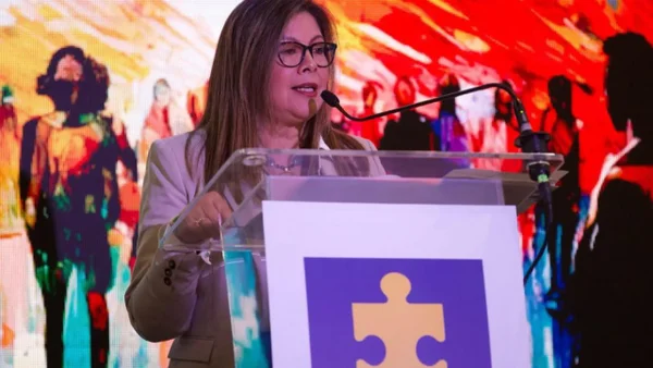 Fiscal Luz Adriana Camargo se defiende y rechaza orden de captura solicitada por Guatemala