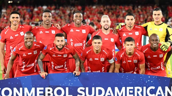América de Cali sufre duro golpe en plenas finales del FPC: una de sus figuras se iría a Racing de Argentina América de Cali sufre duro golpe en plenas finales del FPC: una de sus figuras se iría a Racing de Argentina