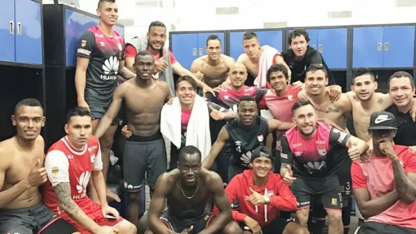 ¿Cuántos años lleva Santa Fe sin ganarle a Atlético Nacional en el Atanasio Girardot?