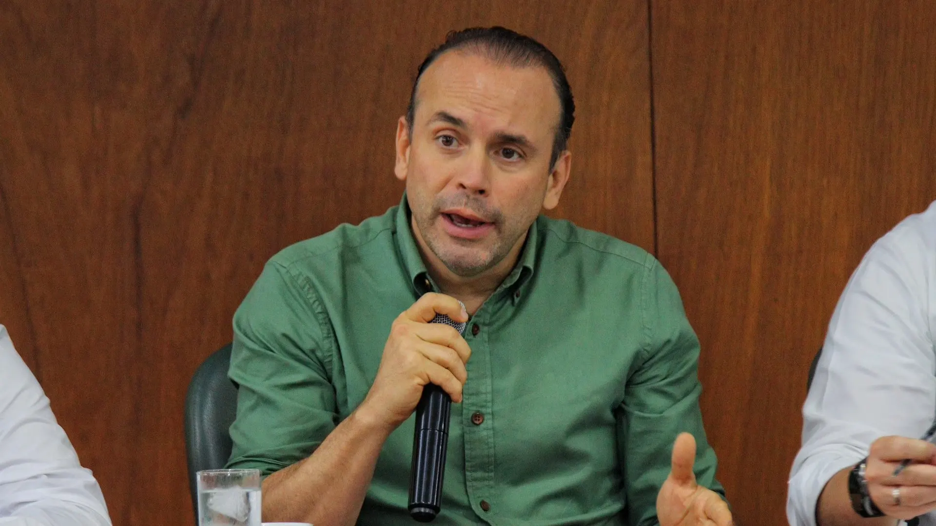 Alejandro Eder alcalde de Cali