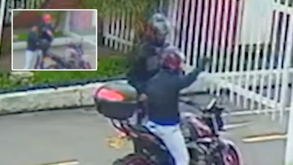 Primicia: este es el testimonio del conductor de la moto que transportó al joven que atentó contra Miguel Uribe Primicia: este es el testimonio del conductor de la moto que transportó al joven que atentó contra Miguel Uribe