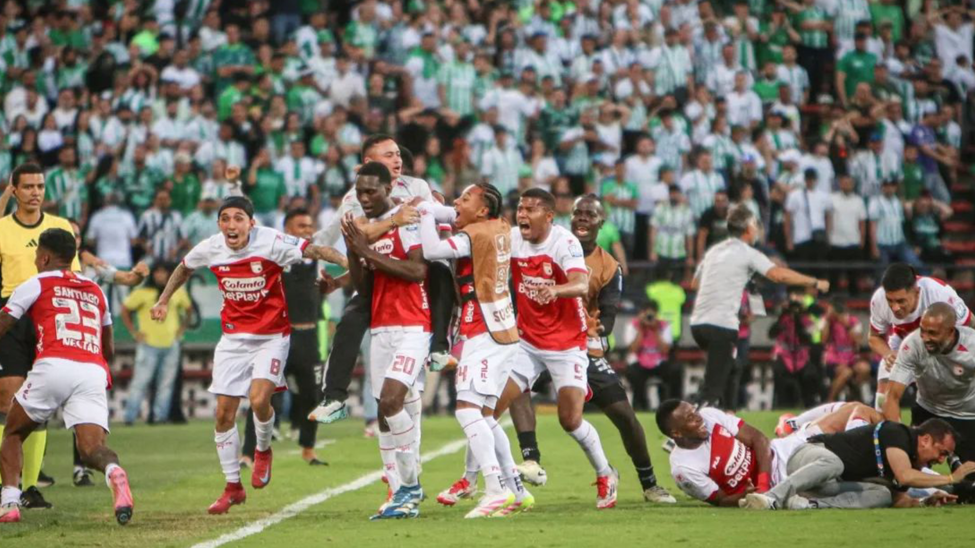 independiente-santa-fe-confirmo-muy-mala-noticia-para-el-final-de-los-cuadrangulares-de-la-liga-betplay-i-2025