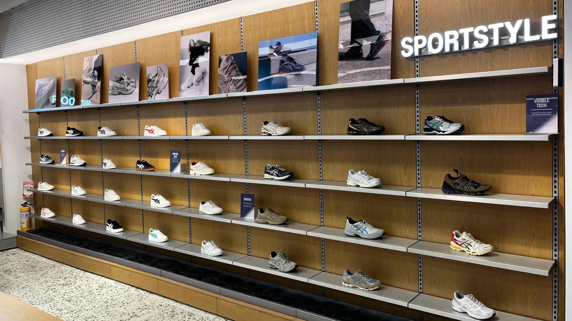 tenis-deportivos (1) Tres claves para no fallar al comprar tenis para correr: consejos de atleta de alto rendimiento