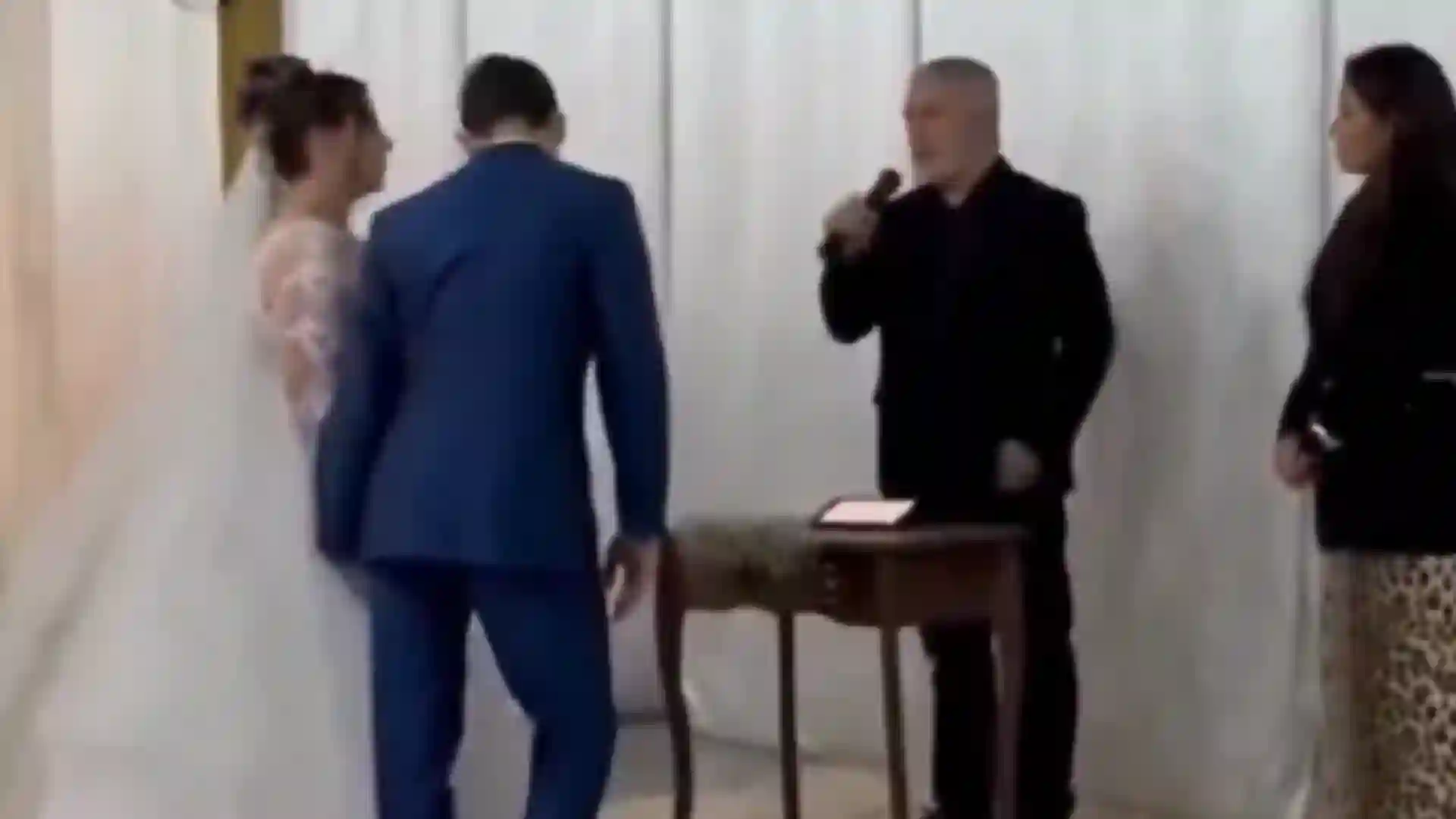 novio-se-desmayo-en-plena-boda Novio se desmayó en el altar y su boda se volvió viral.