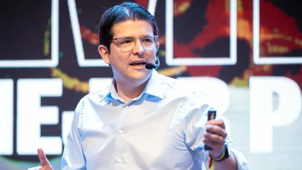 Escolta que hirió a menor que atentó contra Miguel Uribe se presentó en la Fiscalía Escolta que hirió a menor que atentó contra Miguel Uribe se presentó en la Fiscalía