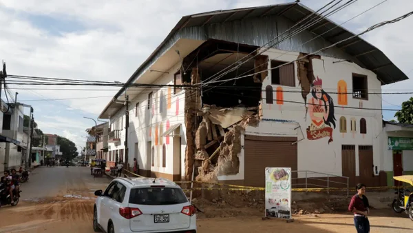 Potente temblor sacudió Perú y deja hasta el momento un muerto y cinco heridos Potente temblor sacudió Perú y deja hasta el momento un muerto y cinco heridos