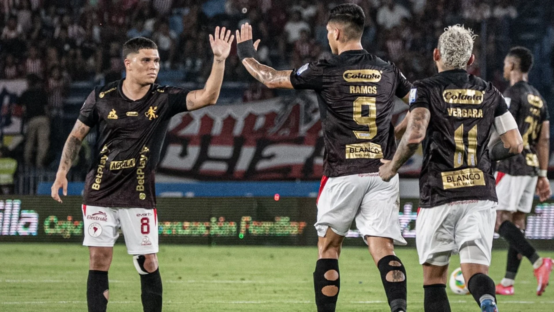 america-despedida América
