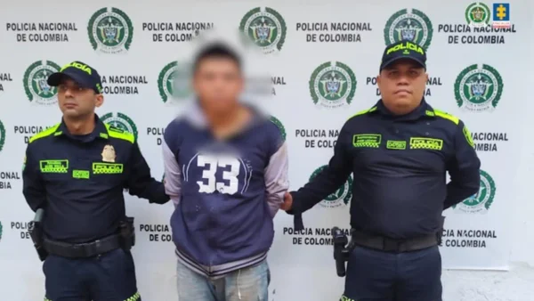 Hombre habría abusado de su propia prima y la habría explotado sexualmente Hombre habría abusado de su propia prima y la habría explotado sexualmente