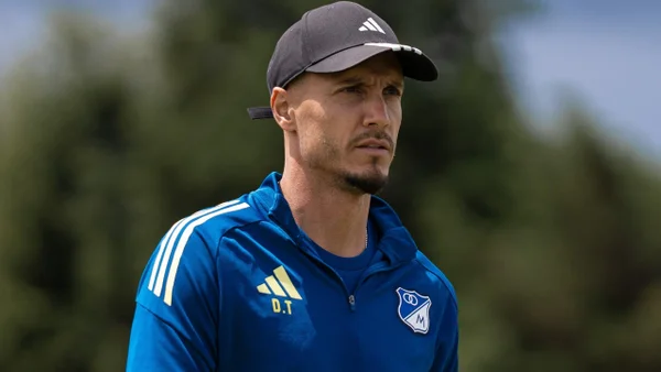 La dura baja que tendrá Millonarios en la titular frente a Santa Fe: cambio obligado