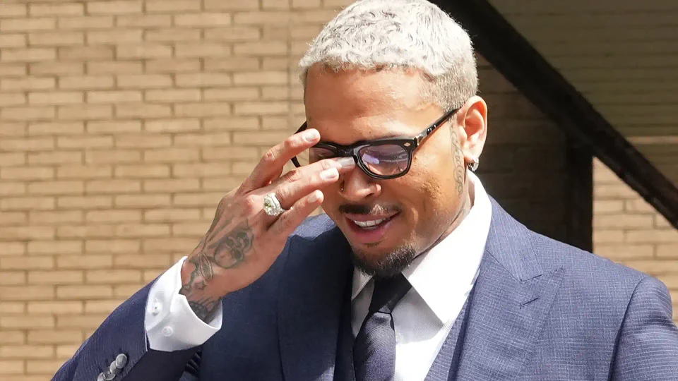 ¿Culpable o inocente? Así fue como se declaró Chris Brown en el caso de agresión en discoteca