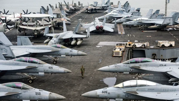 EE. UU. despliega tercer portaviones cerca de Oriente Medio en medio de tensiones entre Israel e Irán EE. UU. despliega tercer portaviones cerca de Oriente Medio en medio de tensiones entre Israel e Irán