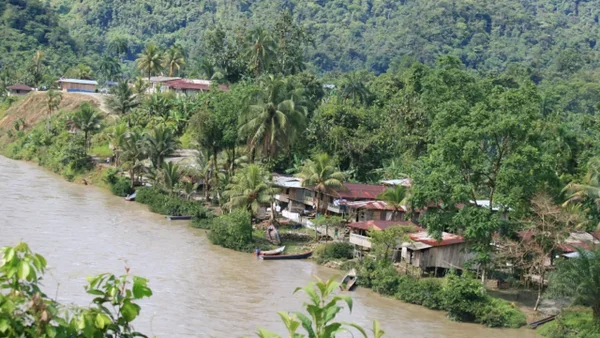 Hallan cuatro cuerpos en un bote en el río Naya: investigan posible nueva masacre Hallan cuatro cuerpos en un bote en el río Naya: investigan posible nueva masacre