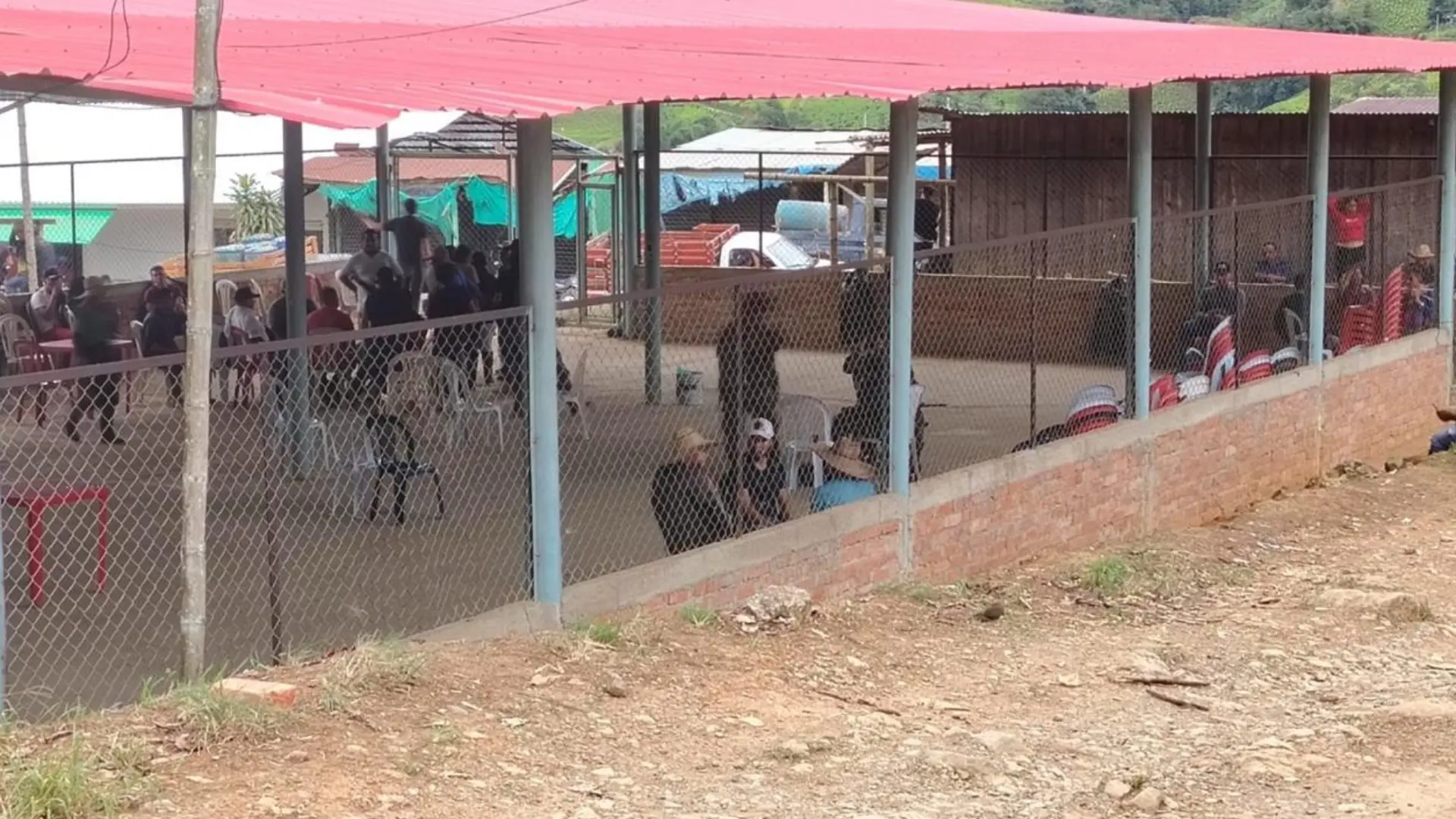 Soldados retenidos en El Tambo Cauca Soldados retenidos en El Tambo Cauca