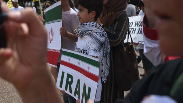 Ministro iraní advierte que no habrá alto el fuego si Israel no detiene su ofensiva